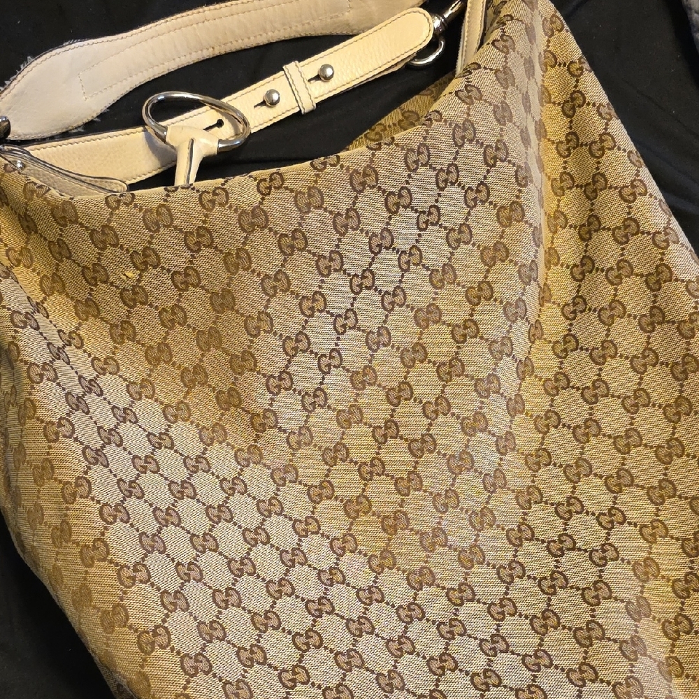 Gucci Beige and Brown Monogram Shoulder Bag - Picture 12 of 16